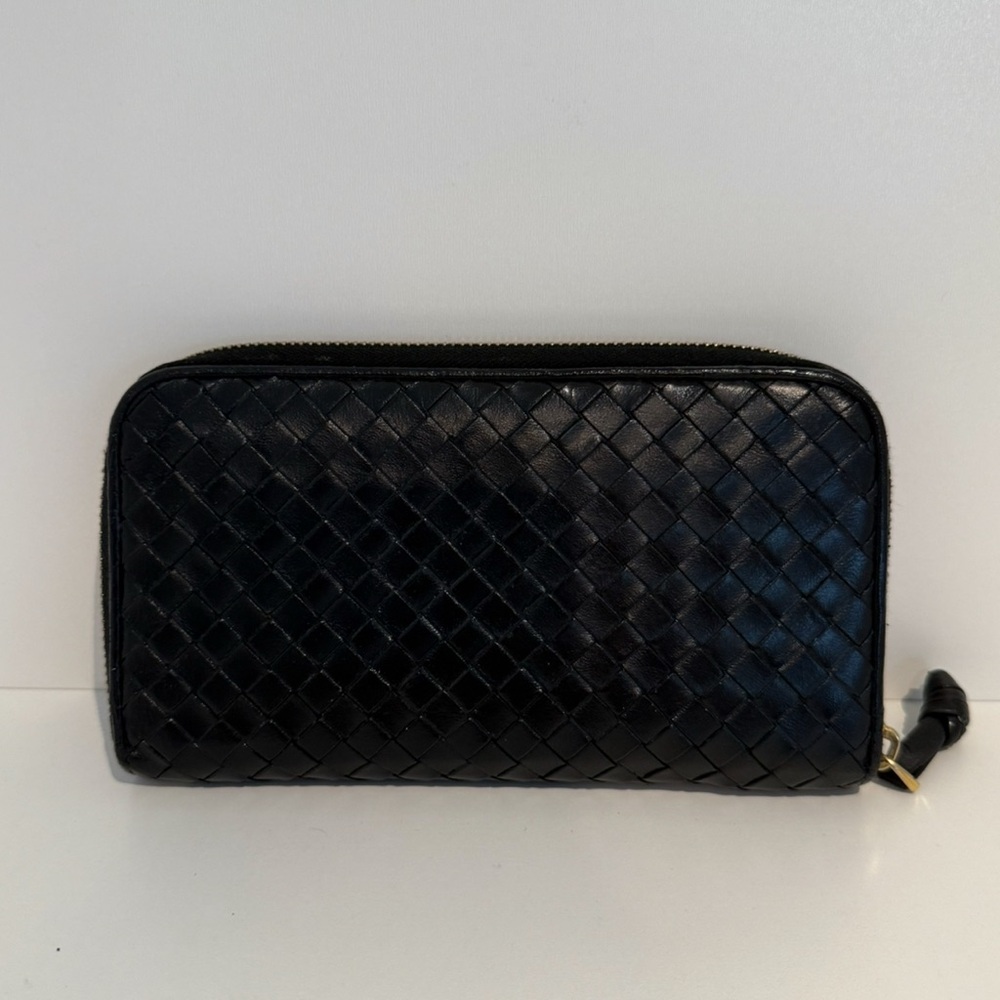 Bottega Veneta Black Leather Zip Wallet
